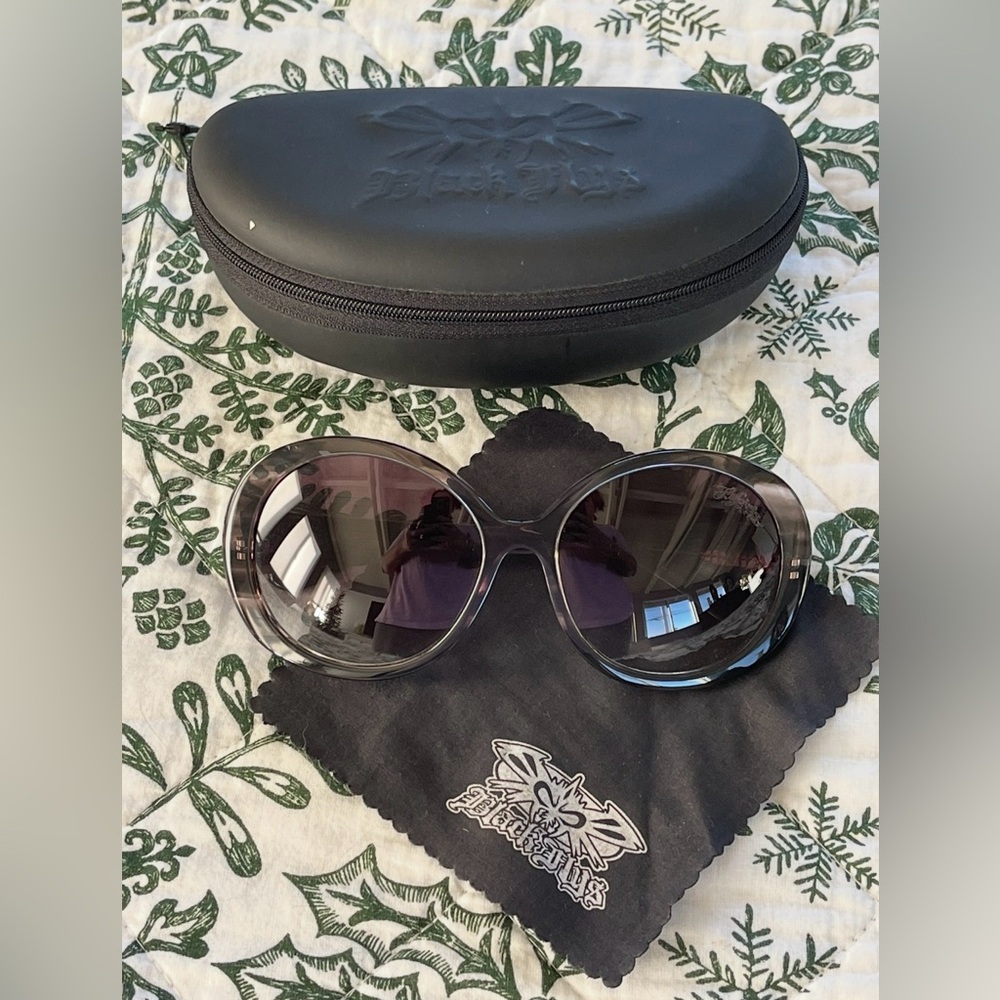 BLACK FLYS SHINY FLY GIRLS GRAY TORTOISE LARGE OVERSIZED ROUND FRAME SMOKE LENS